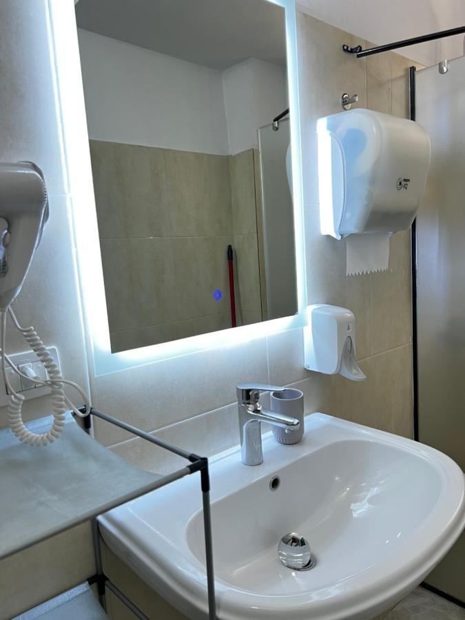 Bejart Apartment 1 Тирана Экстерьер фото